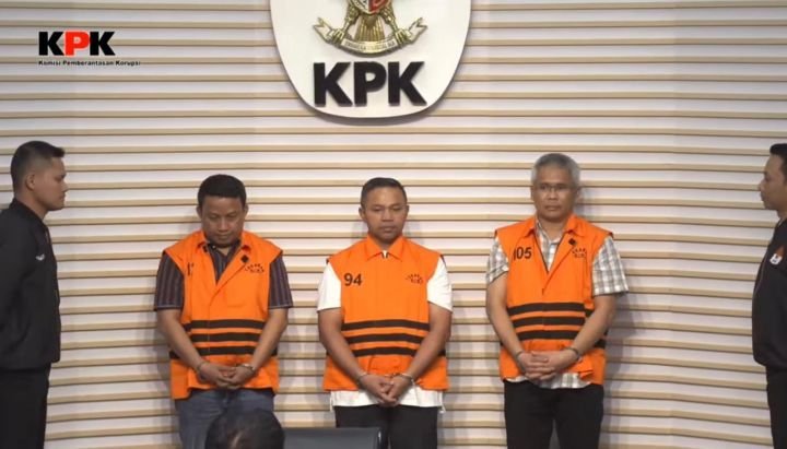 Kasus ‘Jatah Preman’ Gubernur Riau: Kode “7 Batang” Terungkap