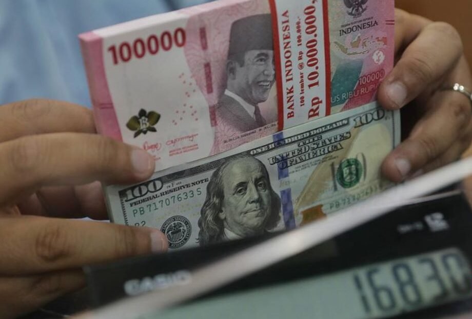 Rupiah Menguat, Investor Tunggu Sinyal Pemangkasan Suku Bunga Fed