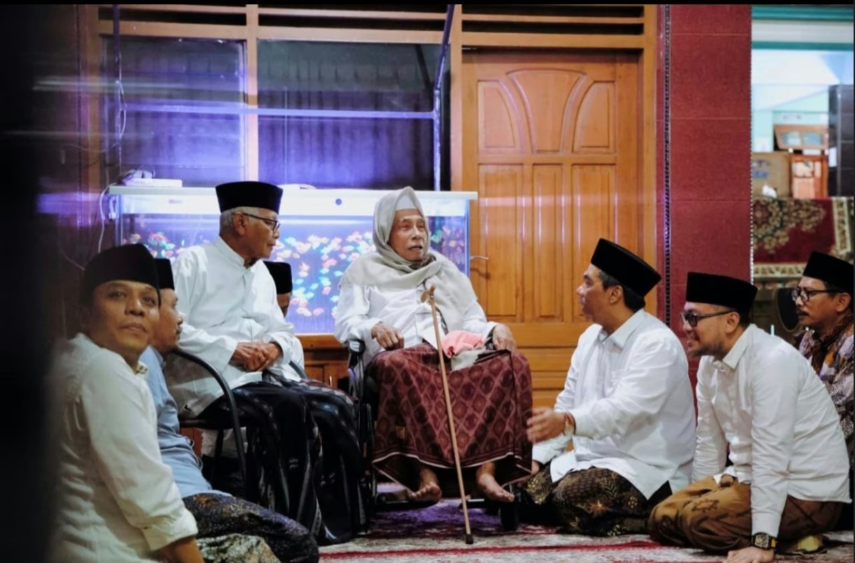 Pj. Ketum PBNU Kunjungi Pesantren di Jawa Timur, Perkuat Silaturahmi