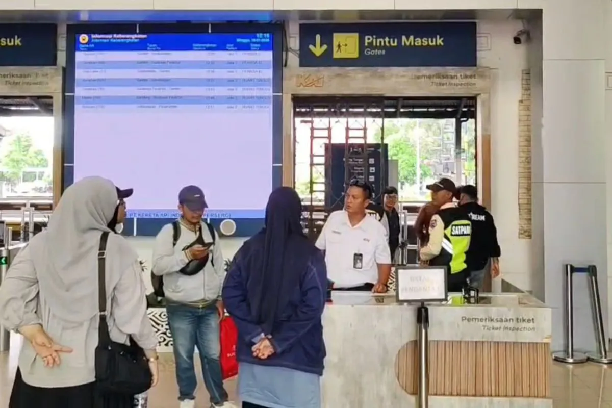 Imbas Banjir, KAI Daop 3 Cirebon Siapkan Skema Pindah Moda Perjalanan