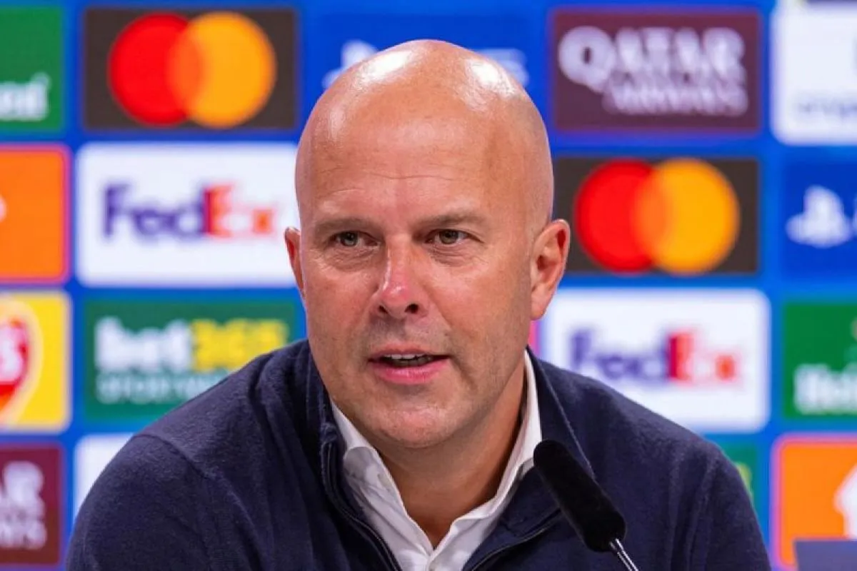 Arne Slot Akui Liverpool Bertahan Terlalu Dalam Saat Fulham Cetak Gol Kedua