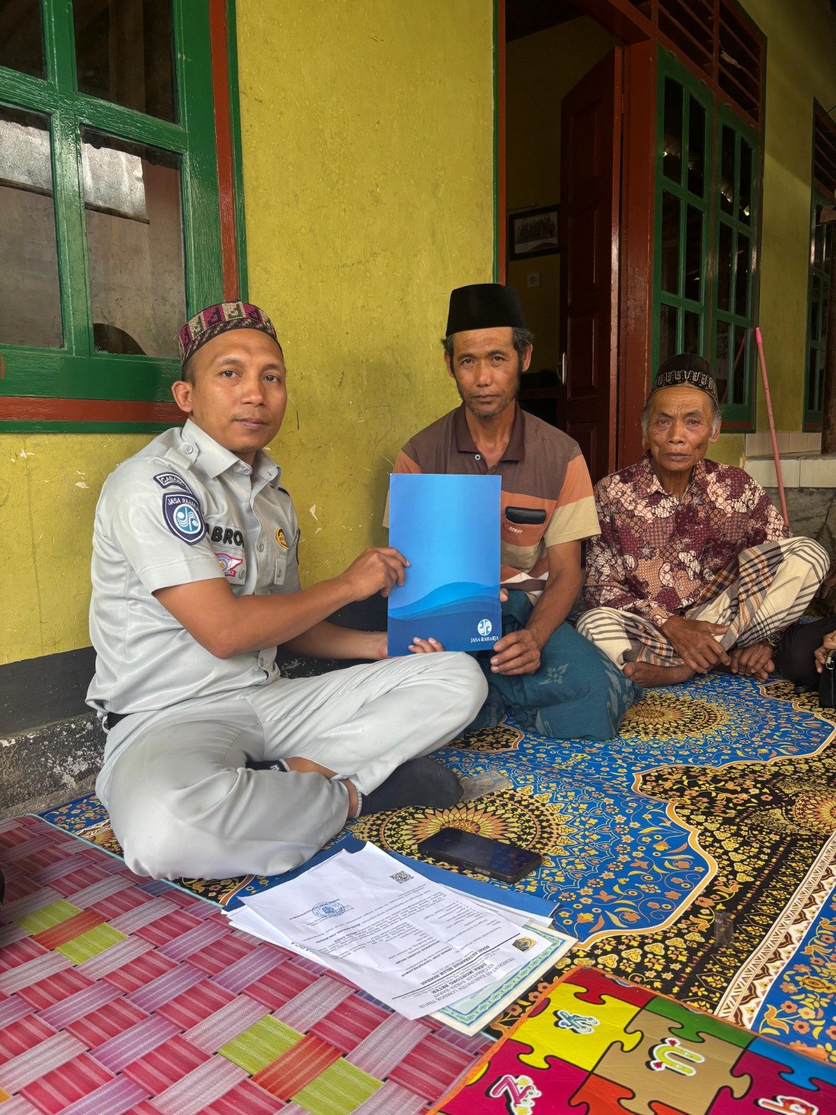 Negara Hadir di Tengah Duka, Jasa Raharja NTB Serahkan Santunan kepada Ahli Waris Korban Laka Lantas