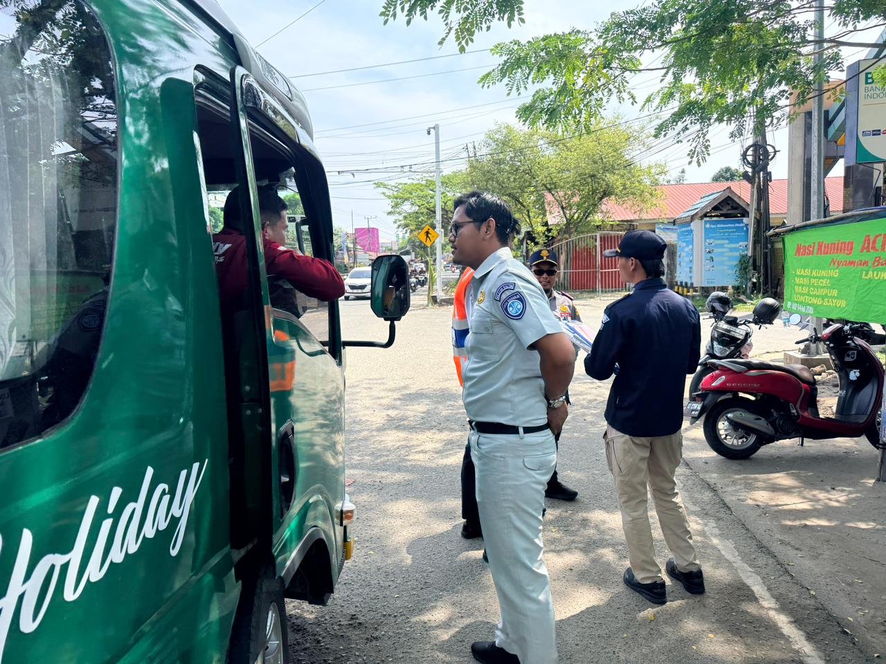 Perkuat Keselamatan Angkutan Lebaran 2026, PT Jasa Raharja Kanwil Kalimantan Timur Dukung Pelaksanaan Ramp Check di Asrama Haji Manggar Balikpapan