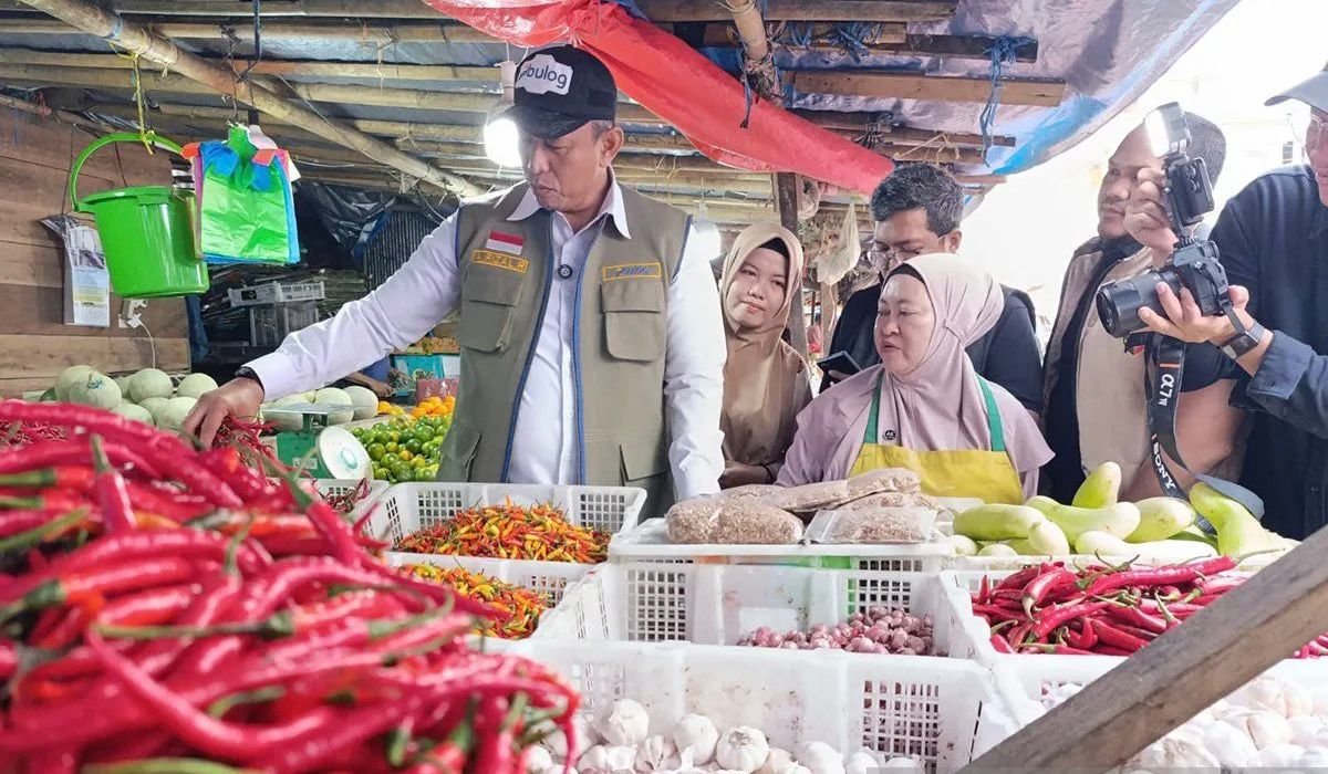 Jaga Daya Beli Warga, Dirut Bulog Pastikan Pengawasan Harga Pangan Diperketat