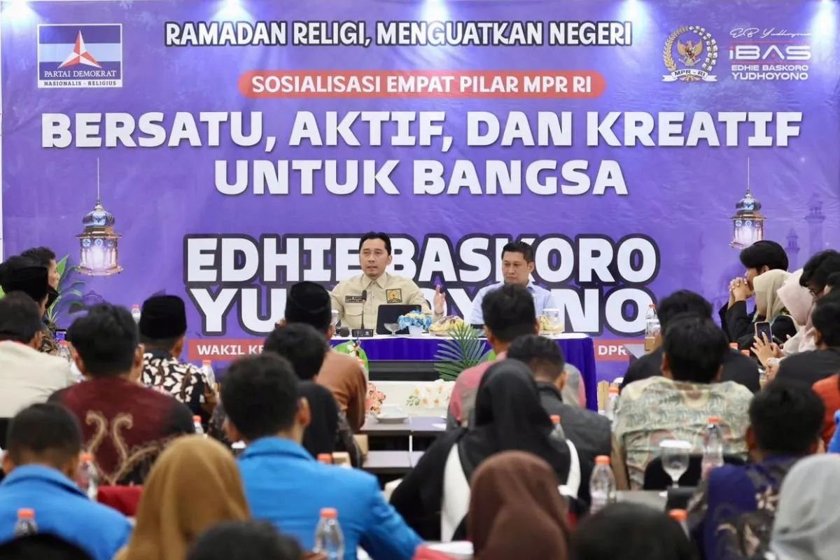 Wakil Ketua MPR Minta Generasi Muda Ambil Peran Sebagai Motor Perubahan Bangsa