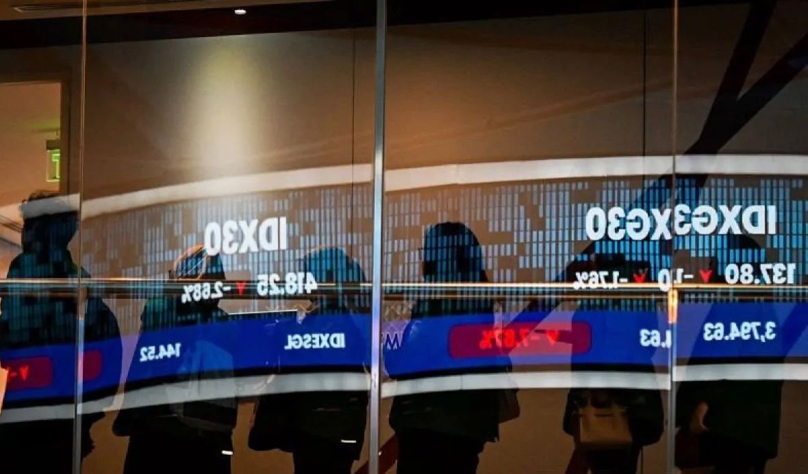 IHSG Melemah Imbas Ketegangan Global, OJK Fokus Perkuat Ketahanan Pasar Modal