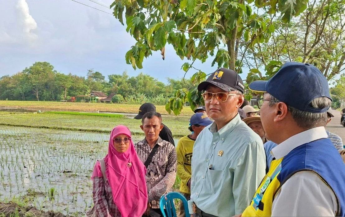 Menteri PU Instruksikan Percepatan Pembangunan Irigasi Tersier bagi Petani