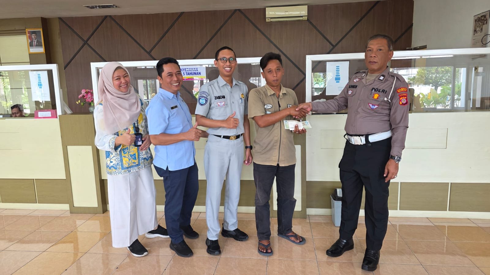 Sambut Hari Jadi DIY ke-271, Samsat Sleman Berikan Reward Voucher Belanja untuk Tingkatkan Kepatuhan Pembayaran PKB dan SWDKLLJ 