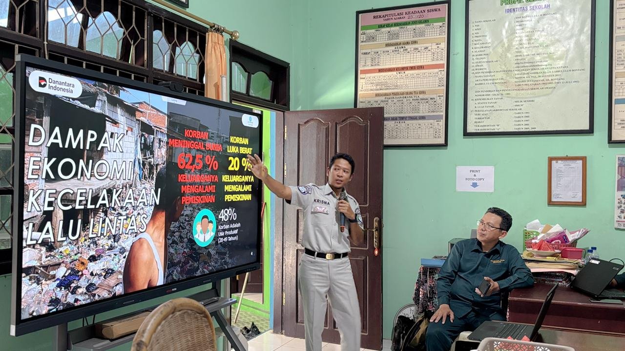 Tingkatkan Pemahaman Keselamatan Berkendara, Jasa Raharja Bersinergi dengan Pengajar di SMP Bahrul Ulum Kota Bontang