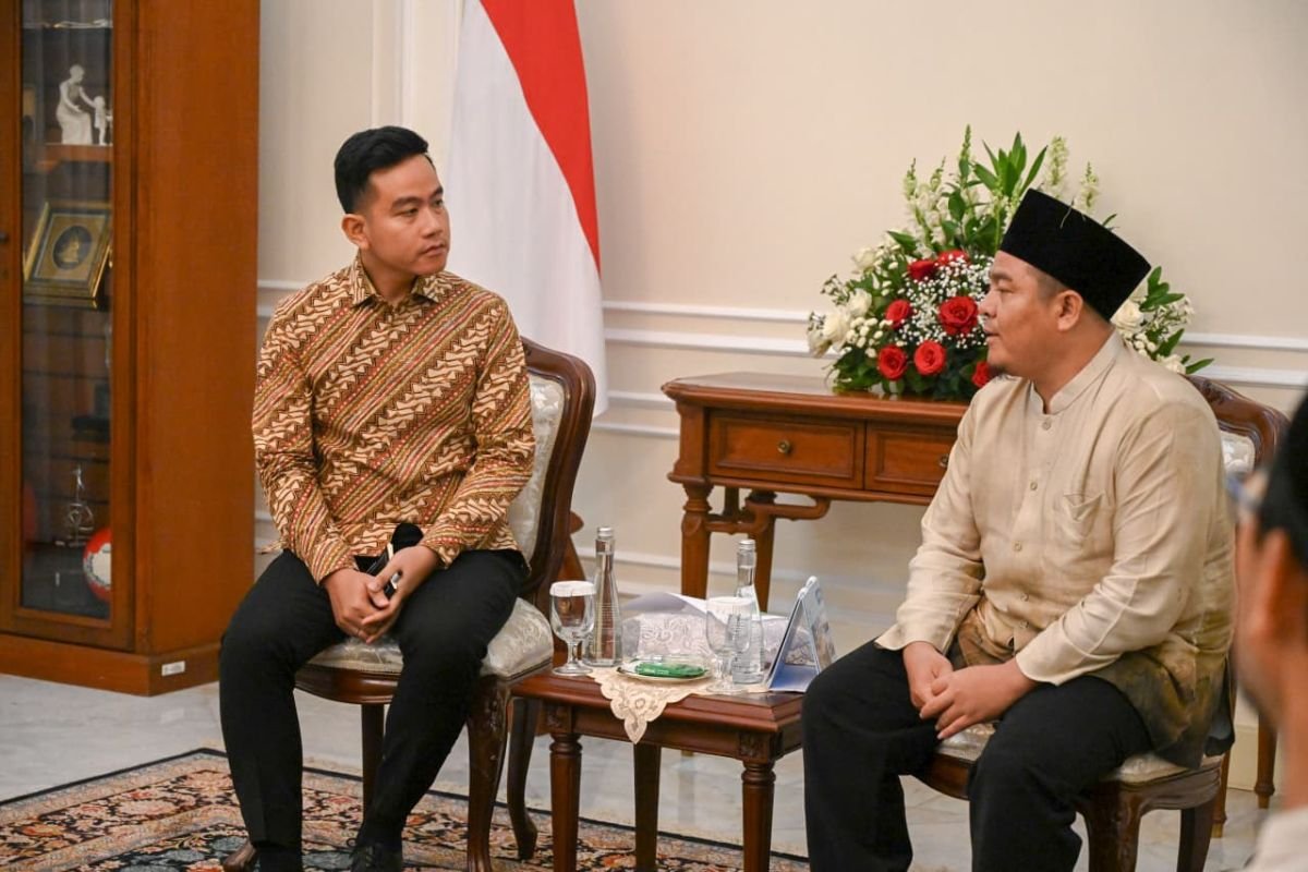 Gibran Dorong Digitalisasi dan Pembelajaran AI di Pesantren