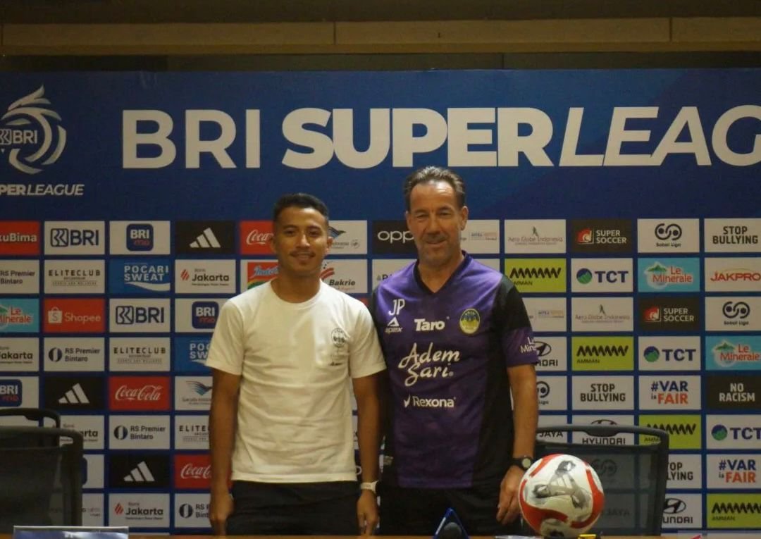 Jelang Lawan Bhayangkara FC, Jean-Paul van Gastel Fokus Benahi Pertahanan Bola Mati