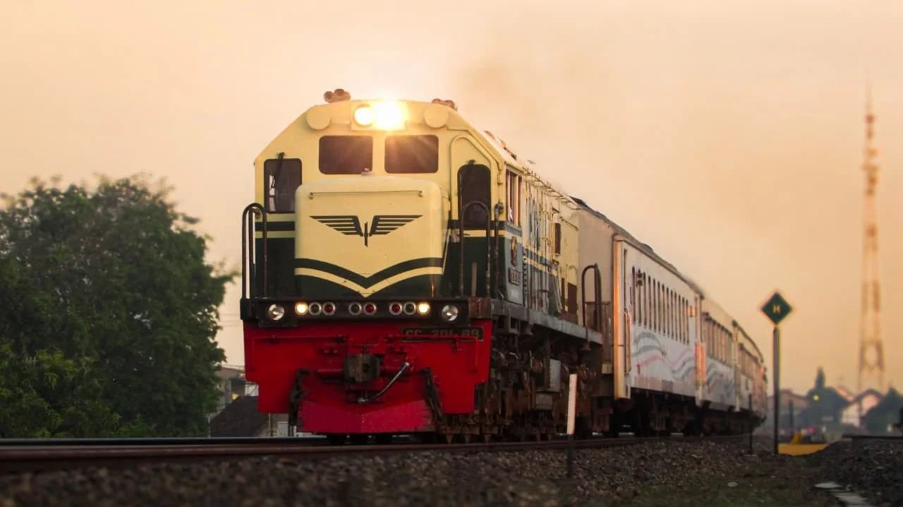 KA Sangkuriang Layani Rute Bandung-Banyuwangi PP, Nikmati Diskon Tiket 50 Persen