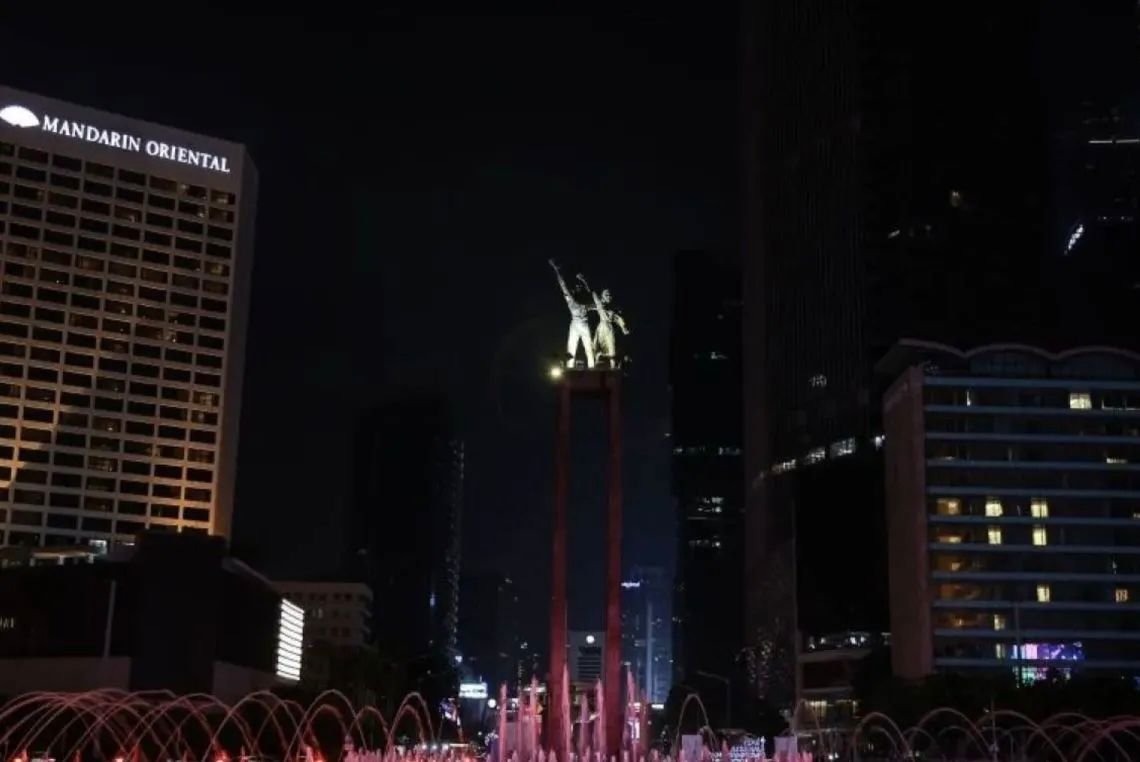 Aksi Pemadaman Lampu di DKI Jakarta Berhasil Kurangi 77,53 Ton Emisi Karbon