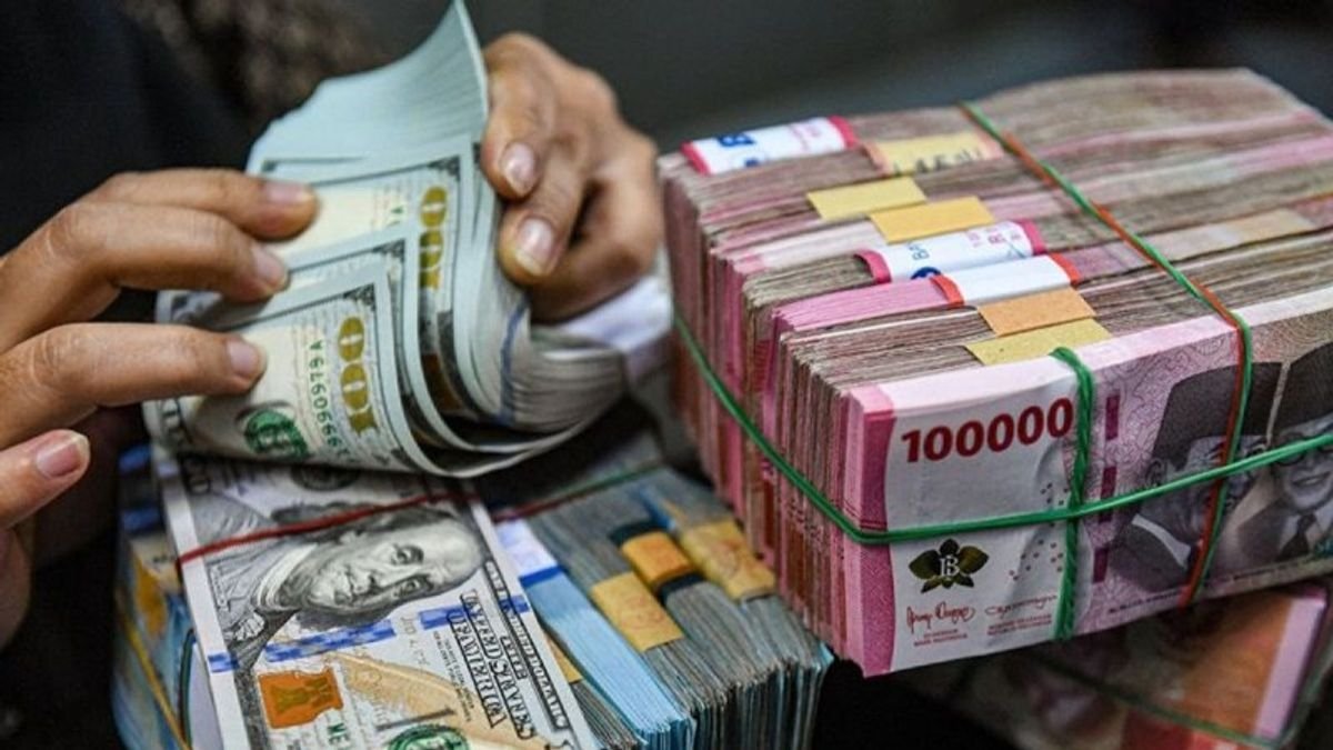 Rupiah Melemah ke Rp17.349 per Dolar AS pada Kamis Pagi