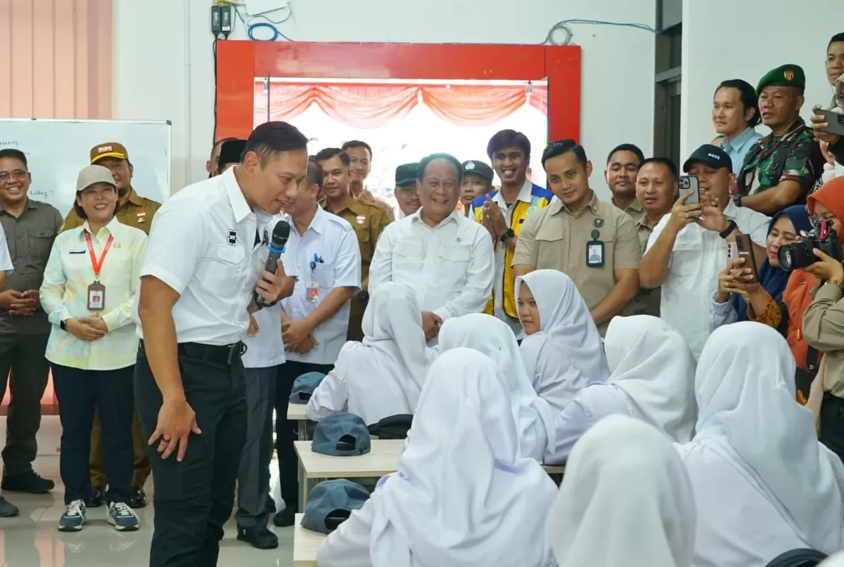 AHY: Sekolah Rakyat Jadi Kunci Pengentasan Kemiskinan