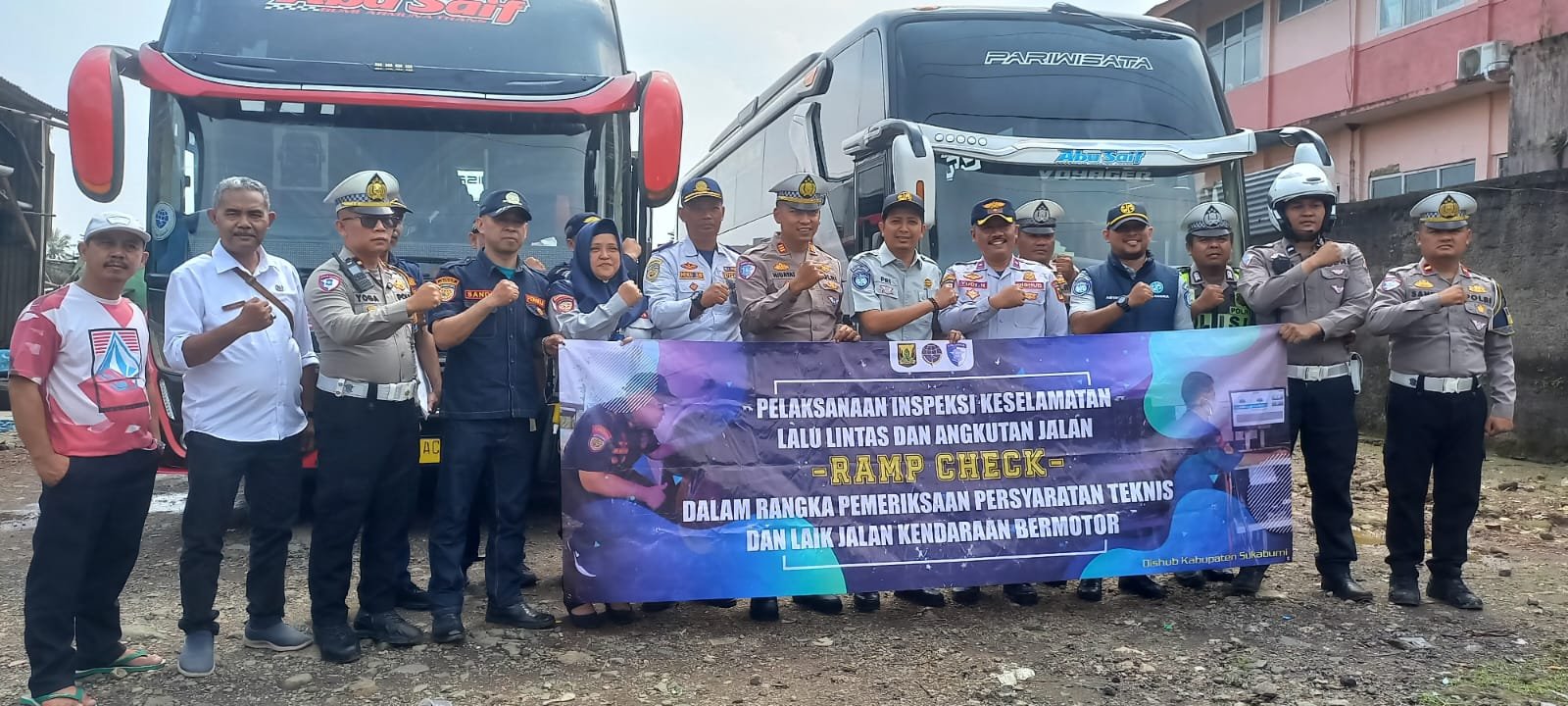 Peningkatan Keselamatan Transportasi Jalan, FLLAJ Kabupaten Sukabumi Laksanakan Inspeksi Armada Bus dan Pemeriksaan Kesehatan Awak Kendaraan