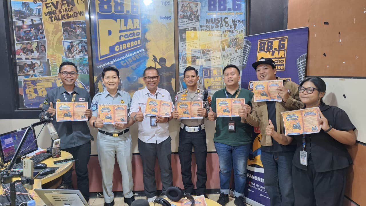 Wujud Negara hadir, Jasa Raharja Cabang Cirebon Gelar Talkshow Kesamsatan, Keselamatan Lalu Lintas dan Gebyar Apresiasi Wajib Pajak Di Pilar Radio Cirebon