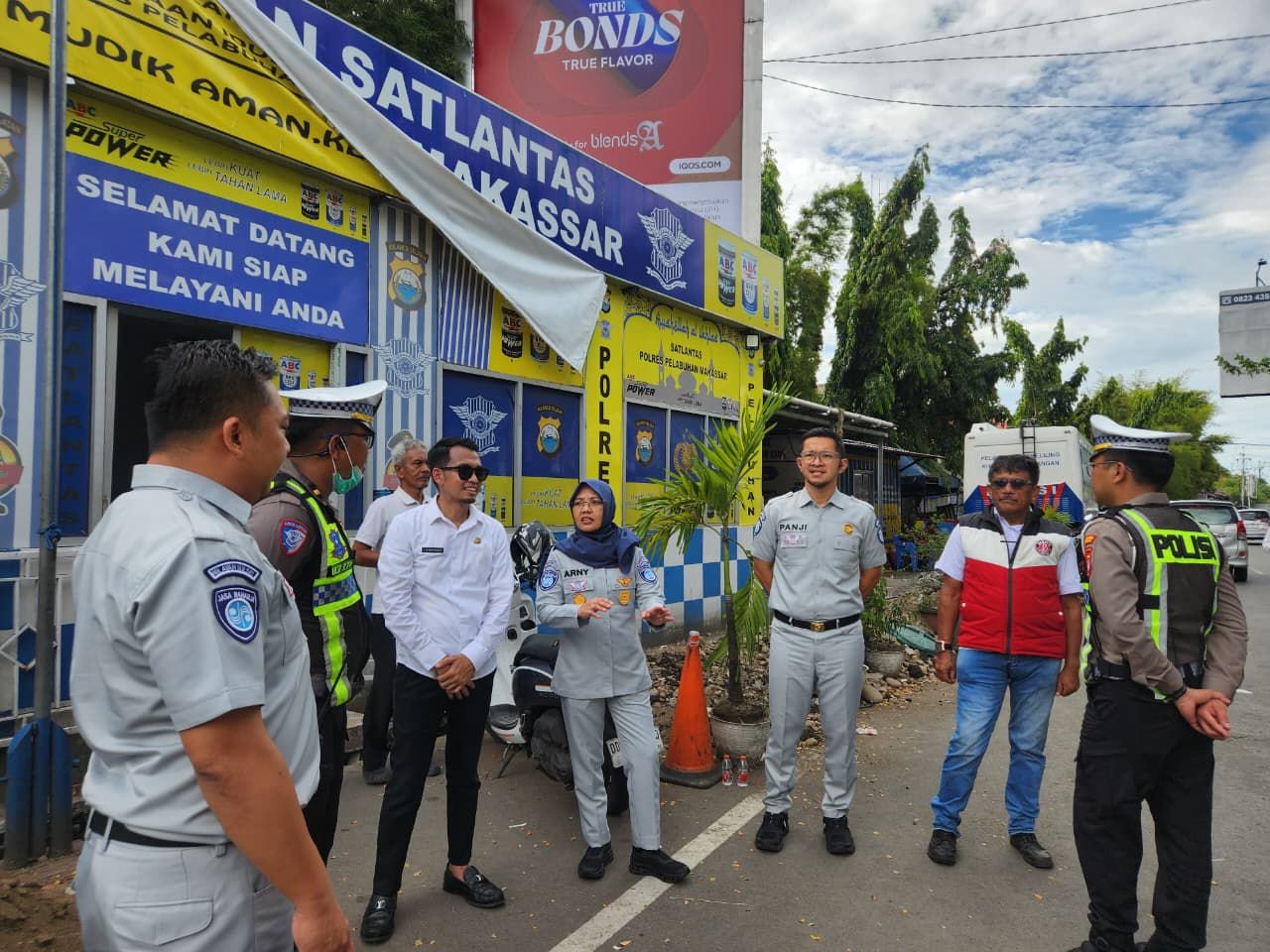 Sinergi Strategis: Jasa Raharja Sulsel Tinjau Langsung Operasi Penertiban Pajak di Wilayah Polres Pelabuhan