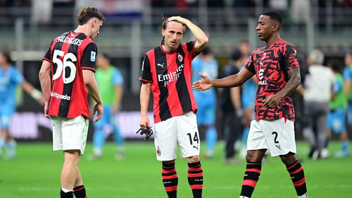 AC Milan Gagal ke Liga Champions Usai Tumbang 1-2 dari Cagliari