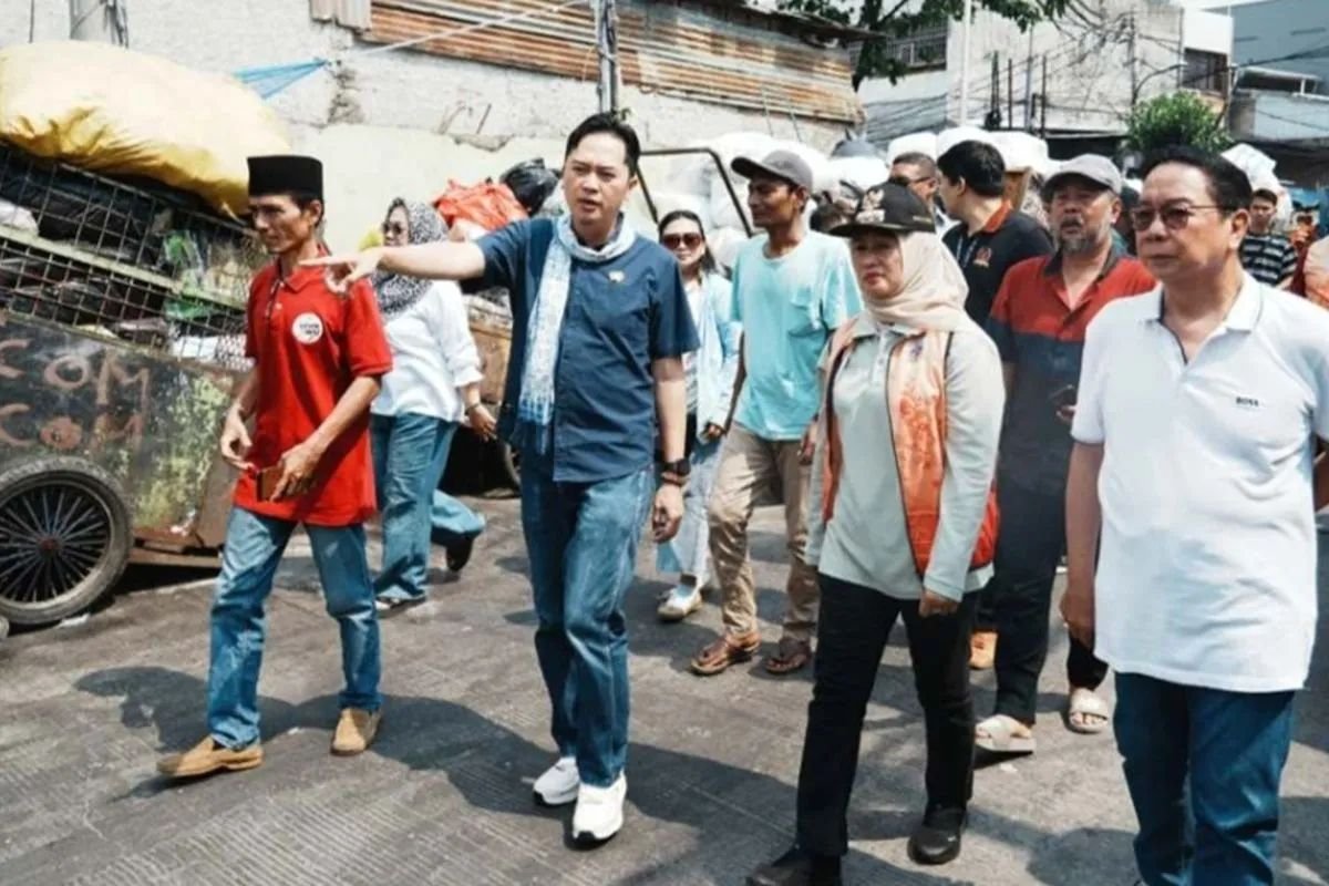 Sampah di Depo Kembar Jelambar Meluap, Wali Kota Jakbar Instruksikan Penanganan Cepat