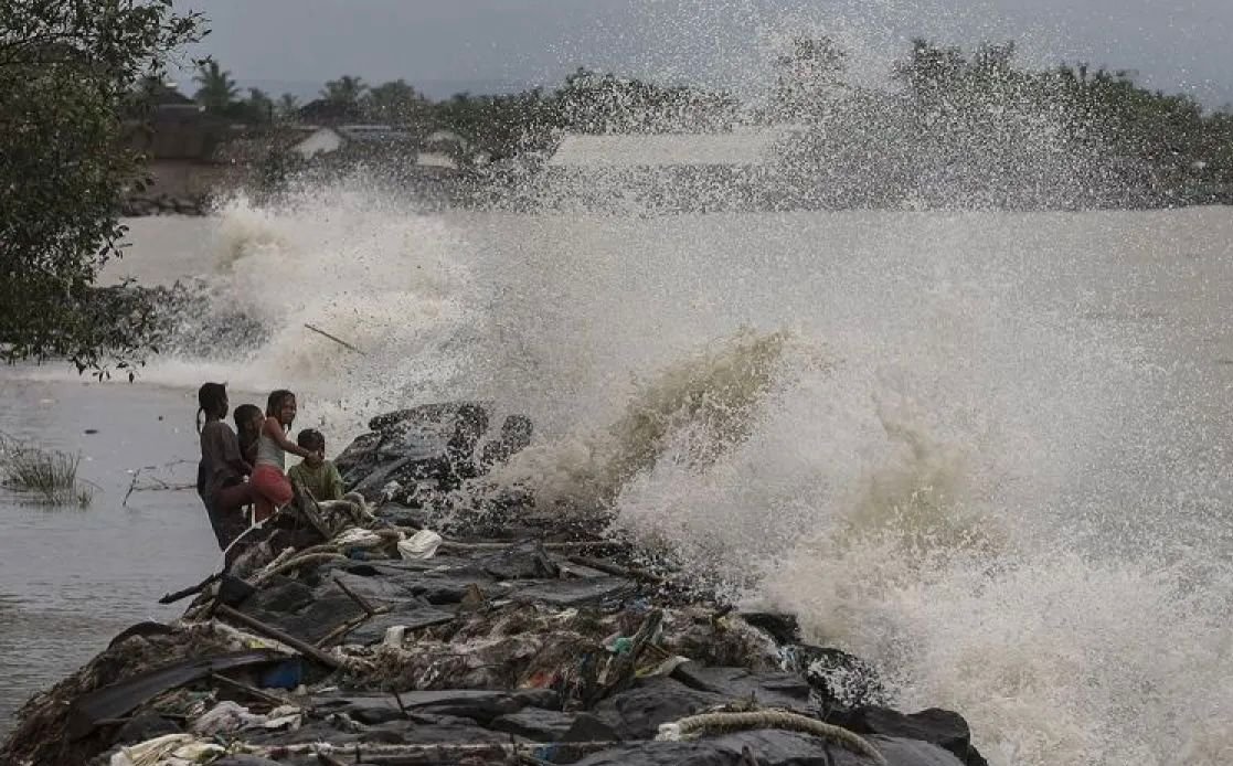 BMKG Imbau Pelayaran Waspadai Gelombang 4 Meter di Sejumlah Perairan Indonesia