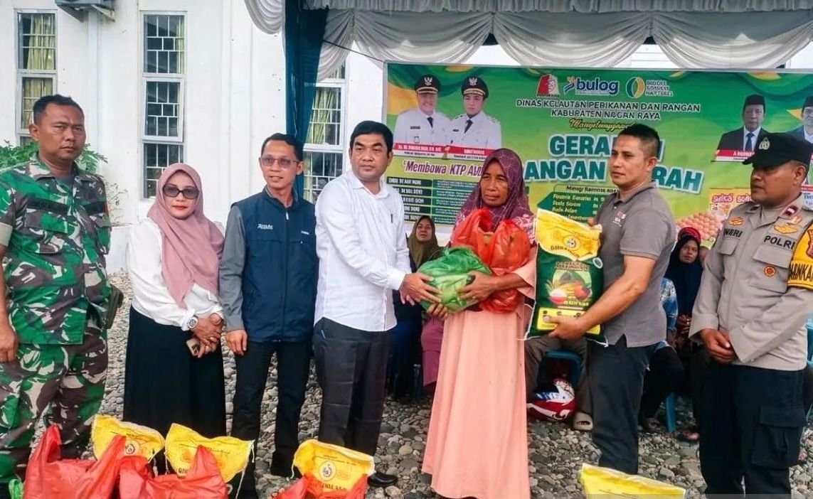 Bantu Warga, Pemkab Nagan Raya Jual Sembako Murah Jelang Idul Adha