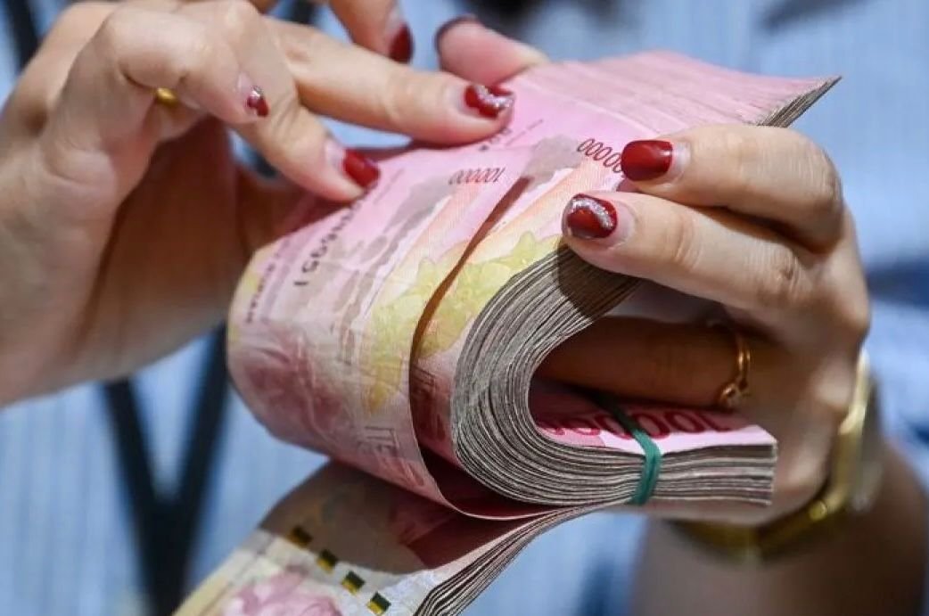 Dolar AS Menguat, Rupiah Loyo Terimbas Sentimen Suku Bunga The Fed