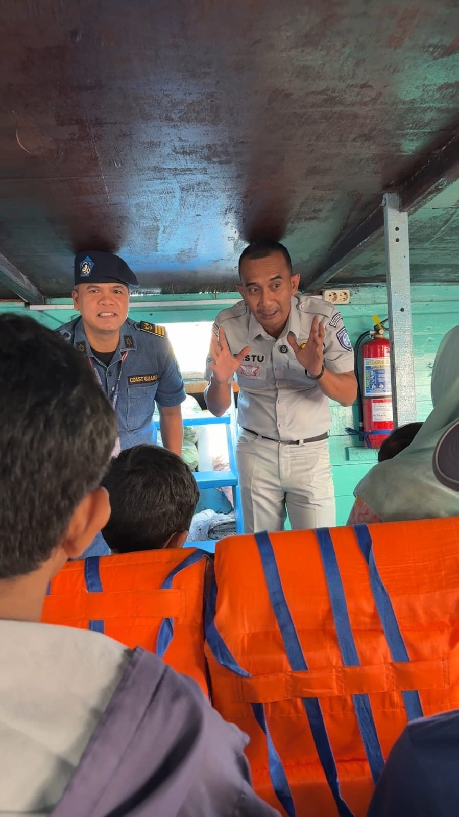 Jasa Raharja DKI Jakarta dan KSOP Lakukan Edukasi Keterjaminan dan  Keselamatan Penumpang Kapal Laut di Pelabuhan Muara Angke