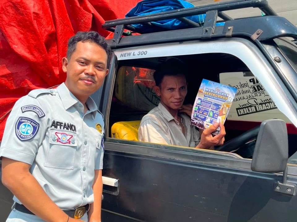 Sasar Pengguna Jalan, Samsat Bandar Lampung Sosialisasikan Program Keringanan Pajak Kendaraan di Rajabasa