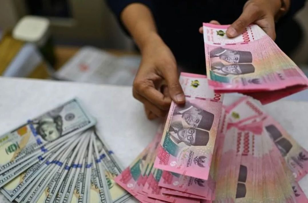Rupiah Tertekan Jelang Pengumuman Suku Bunga The Fed