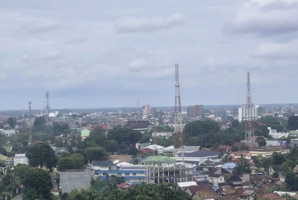 Waspada Cuaca Ekstrem, BMKG Prediksi Hujan Masih Mengguyur Jambi Pekan Ini