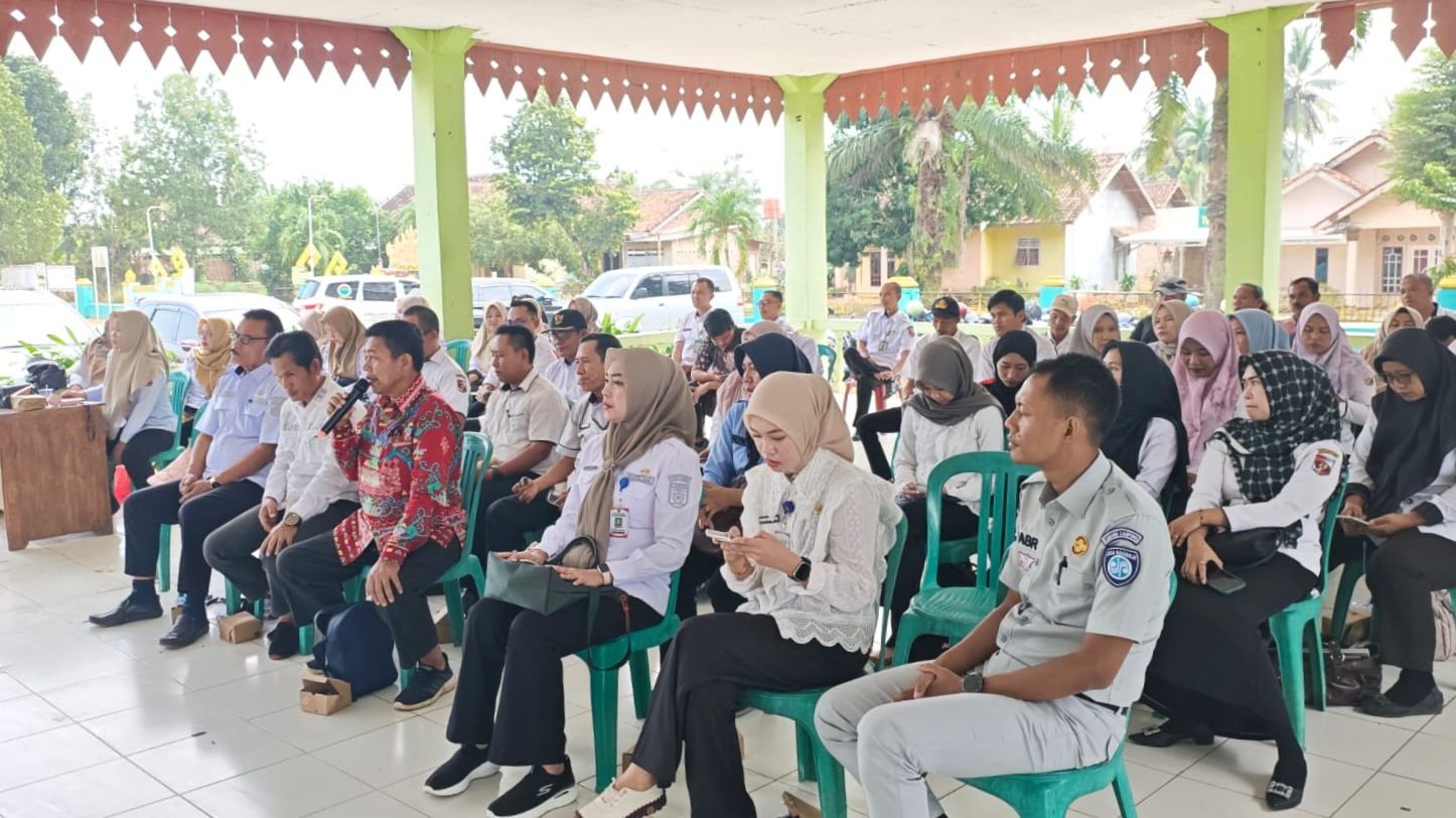 Samsat Kotabumi Bersama Tim Pembina Samsat Sosialisasikan Program Keringanan PKB di Kecamatan Kotabumi Utara