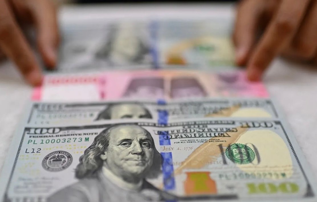 Kurs Rupiah Diproyeksi Loyo Menanti Rilis Notulen Rapat The Fed Terbaru