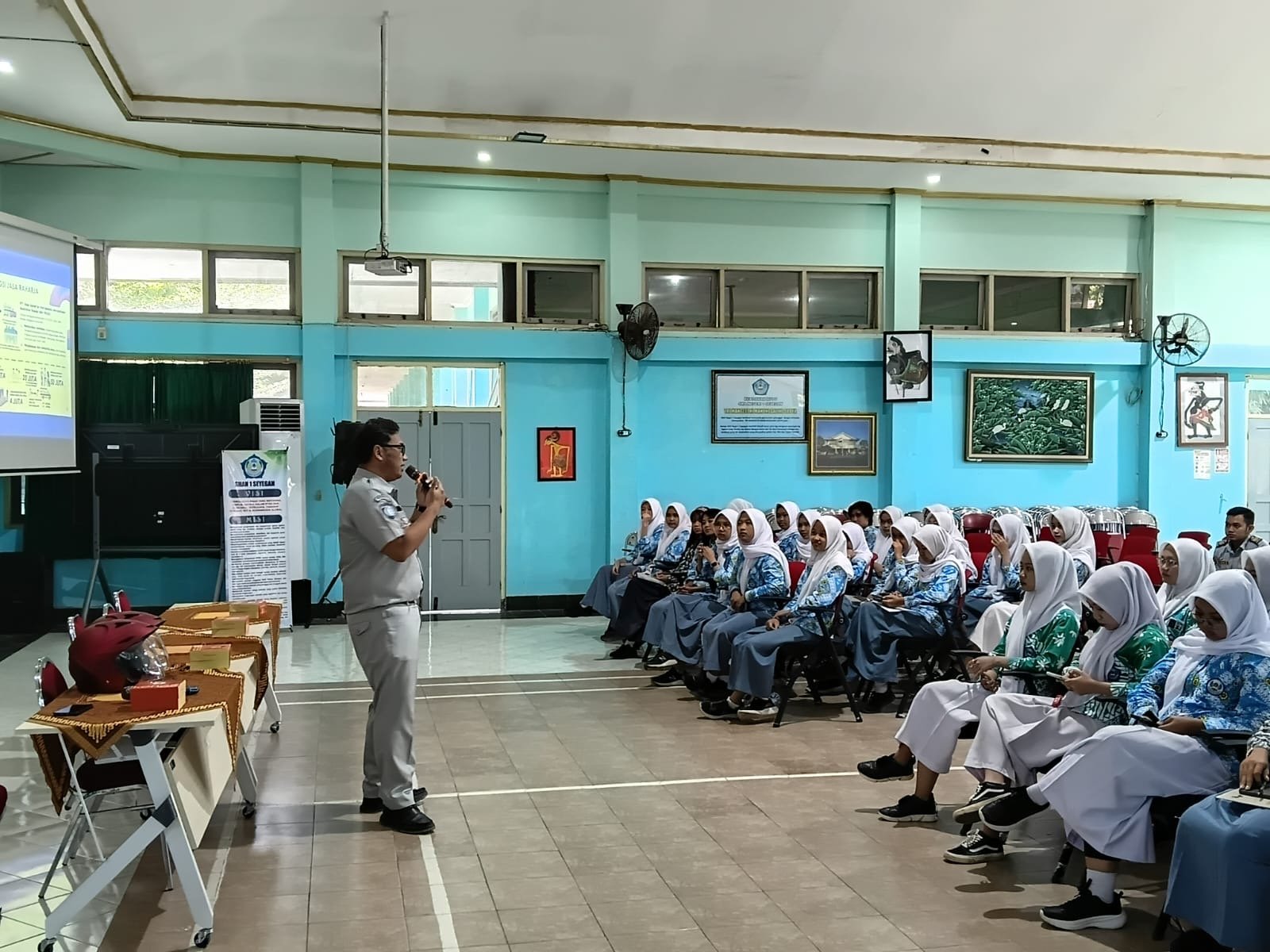 Jasa Raharja Dorong Peran Pendidik dalam Budaya Keselamatan di SMPN 2 Mlati