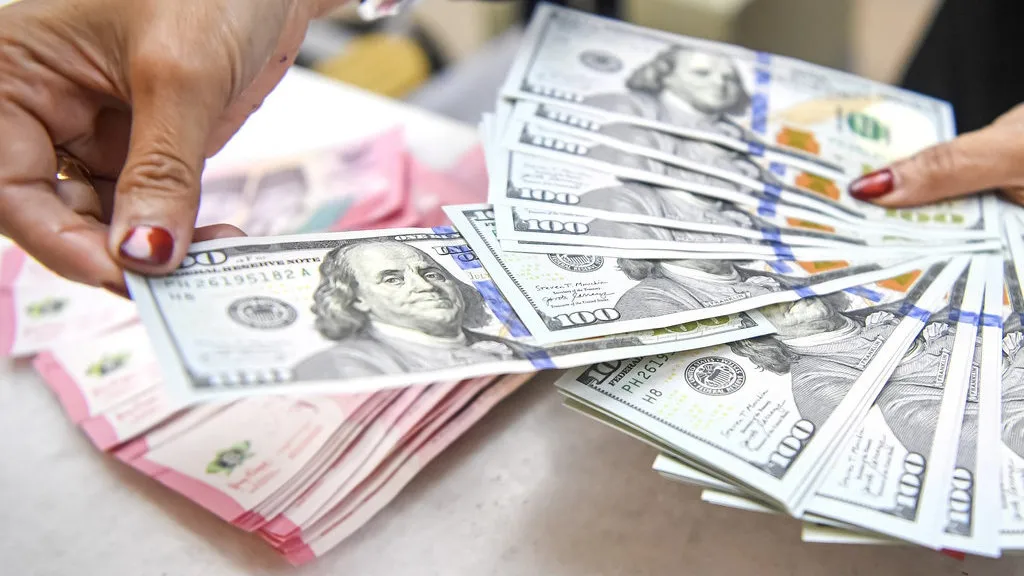 Dampak Kebijakan BBM Subsidi: Rupiah Menguat Berkat Sentimen Fiskal