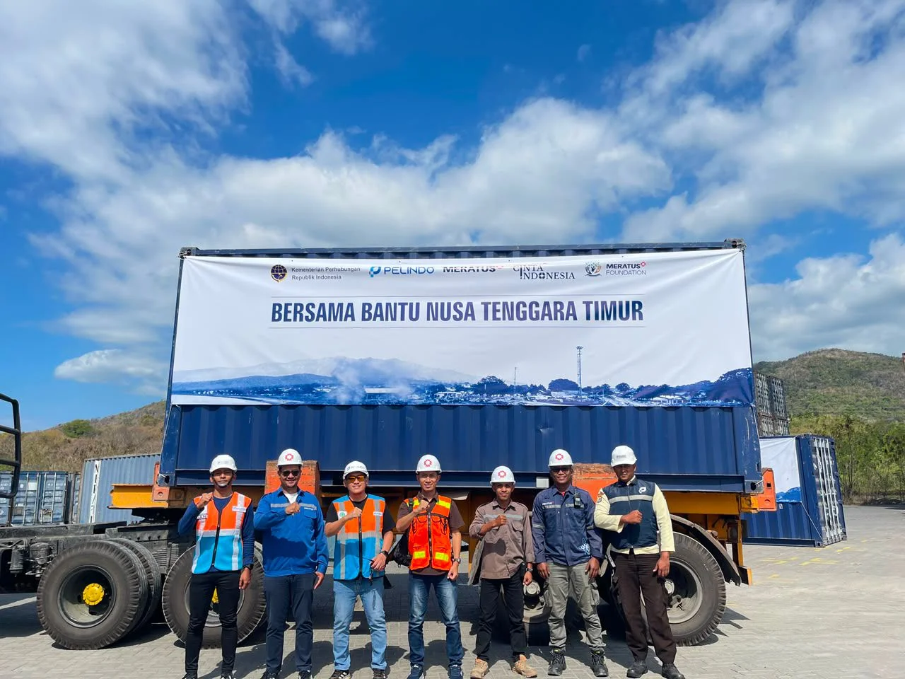 Bantu Korban Gempa NTT, Kemenhub dan Meratus Salurkan 150 Ton Bantuan