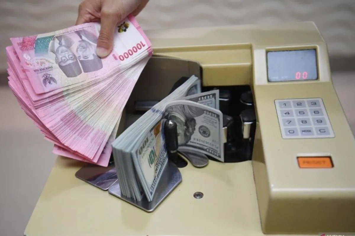 Rupiah Melemah ke Rp17.775 per Dolar AS pada Perdagangan Kamis