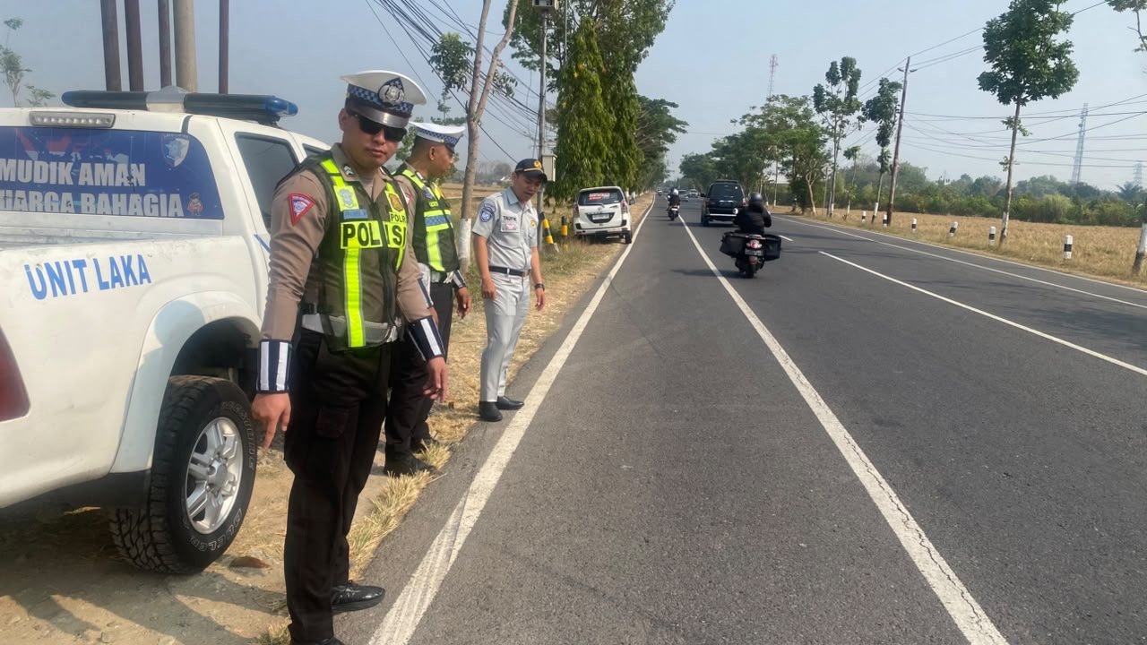 Jasa Raharja Samsat Wonogiri Bersama Satlantas Polres Wonogiri Patroli di Wilayah Rawan Kecelakaan