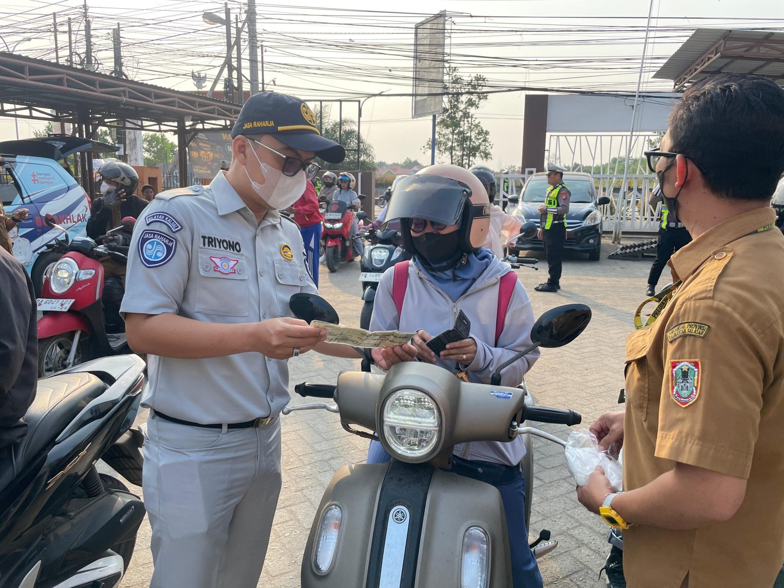 Tim Pembina Samsat Marabahan Dekatkan Pelayanan, Perkuat Kepatuhan Pajak Kendaraan