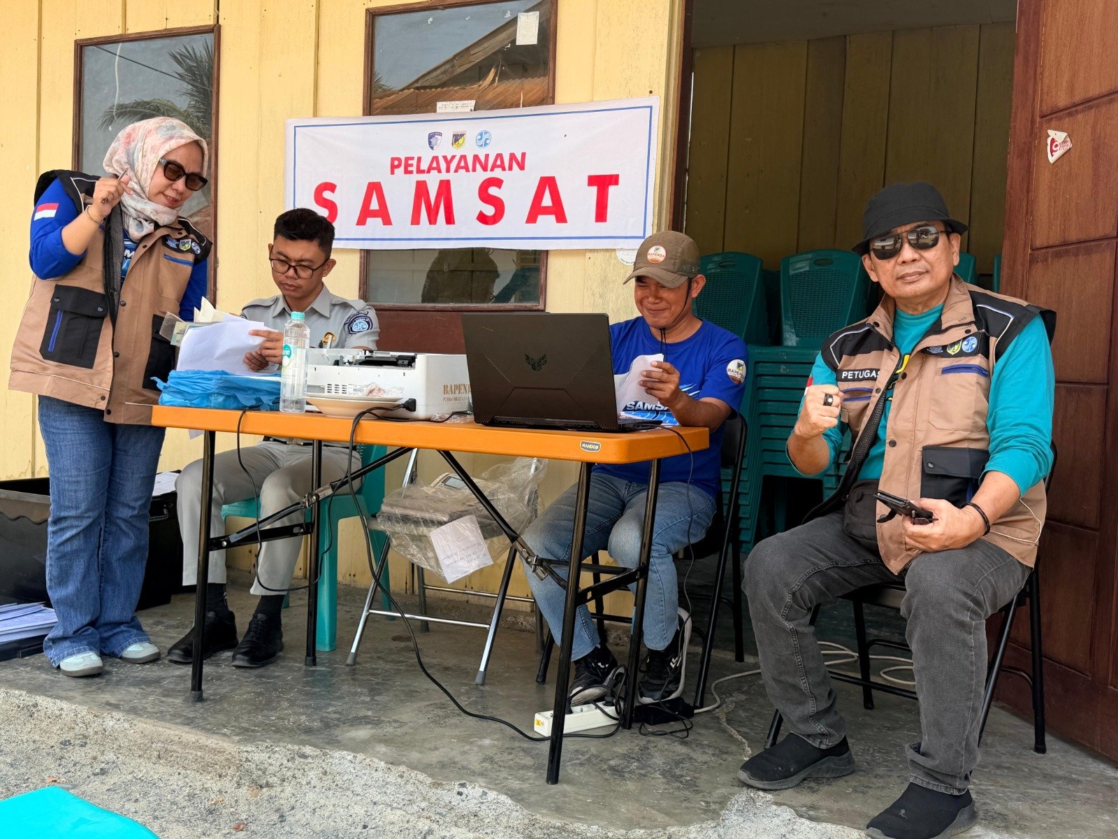 Jasa Raharja Bersama Samsat Tojo Una-Una Hadirkan Layanan Samsat Keliling dan Penagihan Kendaraan di Desa Marowo