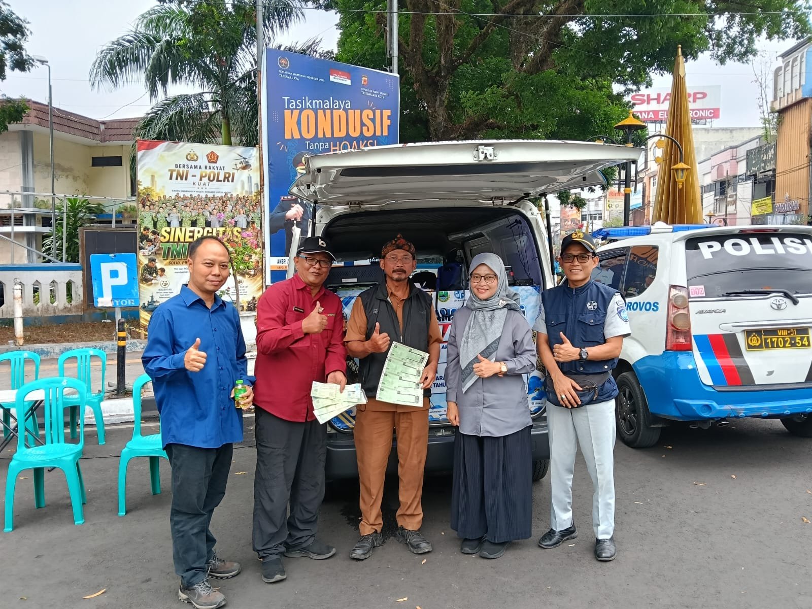 Tingkatkan Kepatuhan Pajak Kendaraan, Jasa Raharja Bersama Tim Pembina Samsat Gelar Pemeriksaan Kendaraan di Taman Kota Tasikmalaya