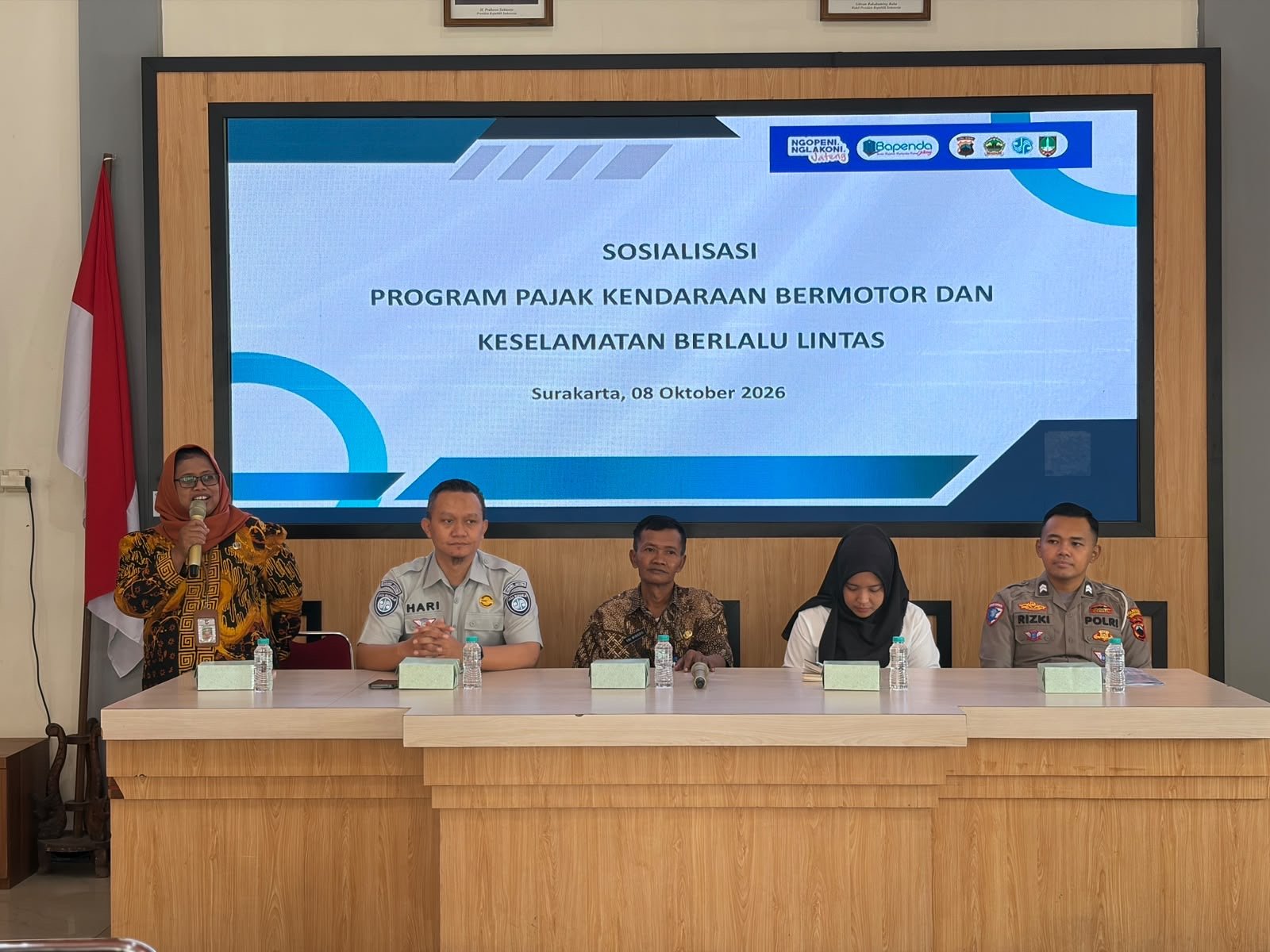 Tim Pembina Samsat Surakarta Sosialisasikan Program Jateng Bebas Sanksi Administrasi dan Pajak Progresif serta Keselamatan Lalu Lintas di Kecamatan Serengan