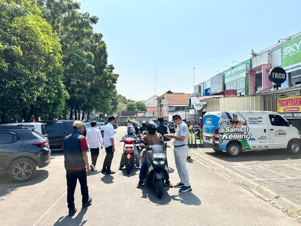 Berikan Kemudahan dan Keuntungan Bagi Wajib Pajak, Kolaborasi Jasa Raharja Bandung Bersama Tim Pembina Samsat Soekarno Hatta Gelar Pemeriksaan PKB dan SWDKLLJ