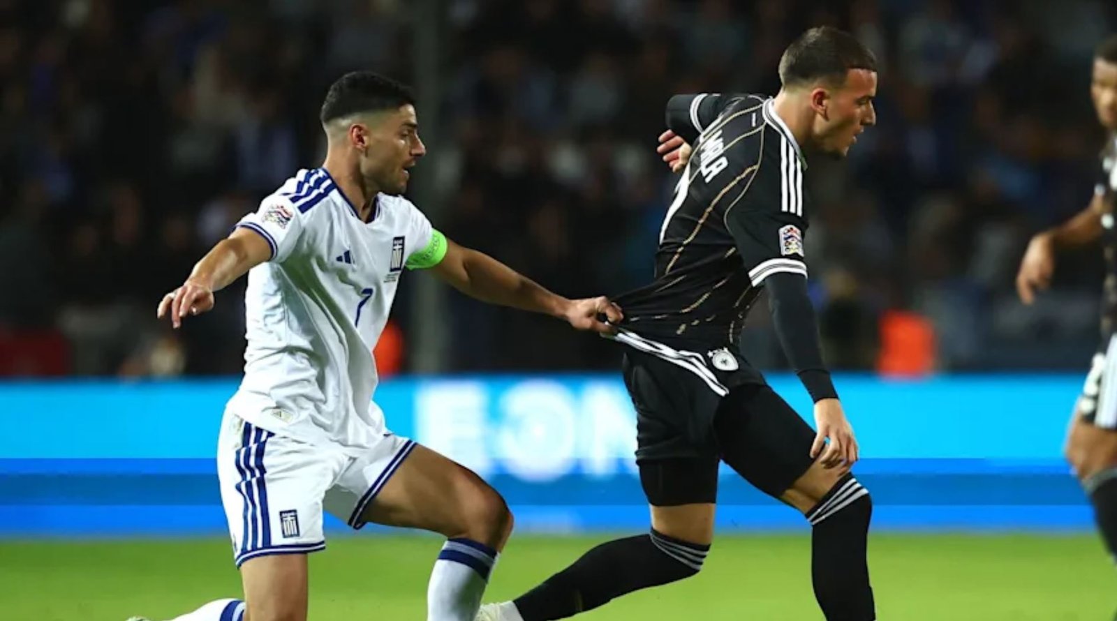 Jerman vs Yunani Berakhir Imbang 0-0, Der Panzer Gagal Menang