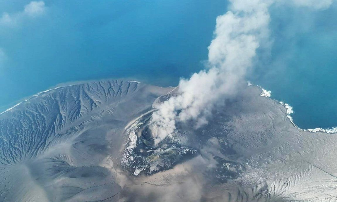Gunung Anak Krakatau Kembali Erupsi, Warga Dilarang Mendekat