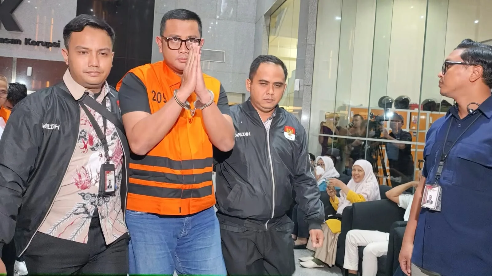 KPK Telusuri Kasus Gratifikasi Bupati Klaten, Kantor DLH Digeledah