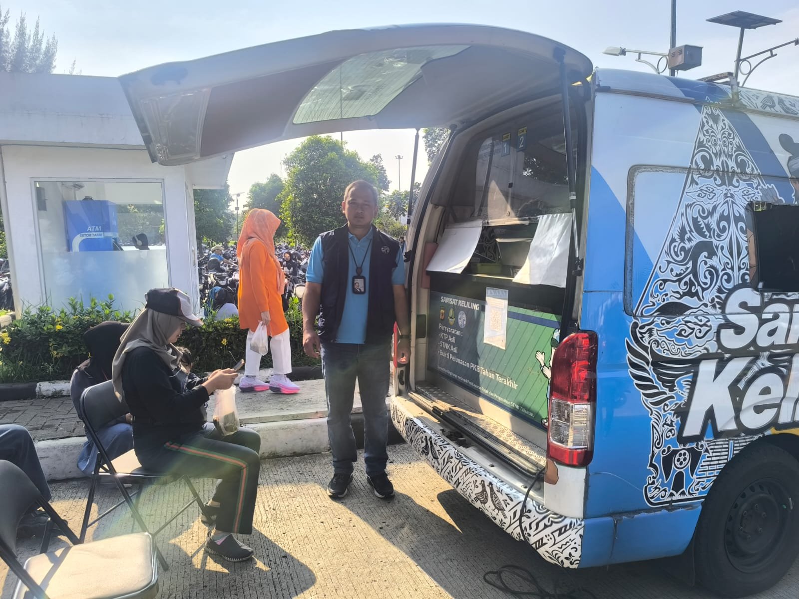 Dekatkan Pelayanan Kepada Masyarakat di Akhir Pekan, Jasa Raharja Bandung Dukung Samsat Keliling Soekarno Hatta Minggu Pagi