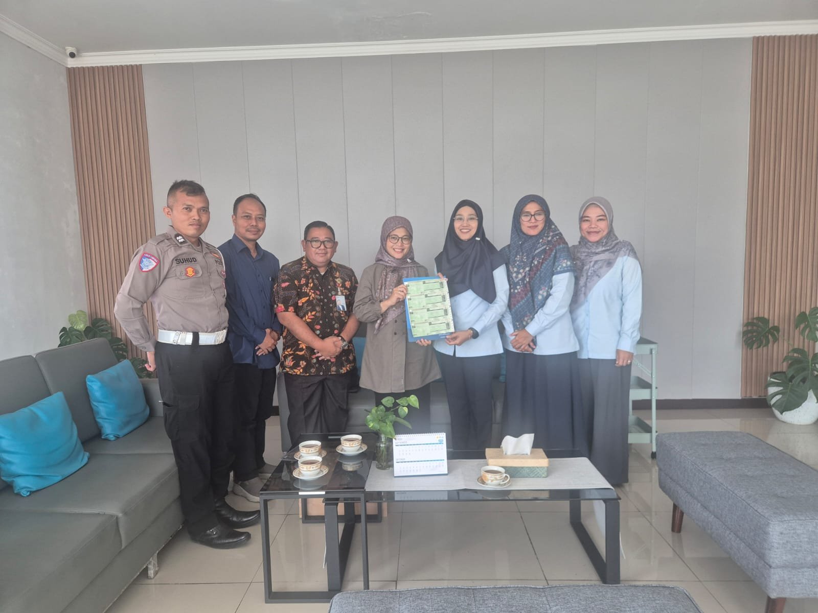 PT Jasa Raharja Cabang Tasikmalaya Berikan Apresiasi kepada PT PLN (Persero) UP3 Tasikmalaya atas Kepatuhan Daftar Ulang Kendaraan Dinas