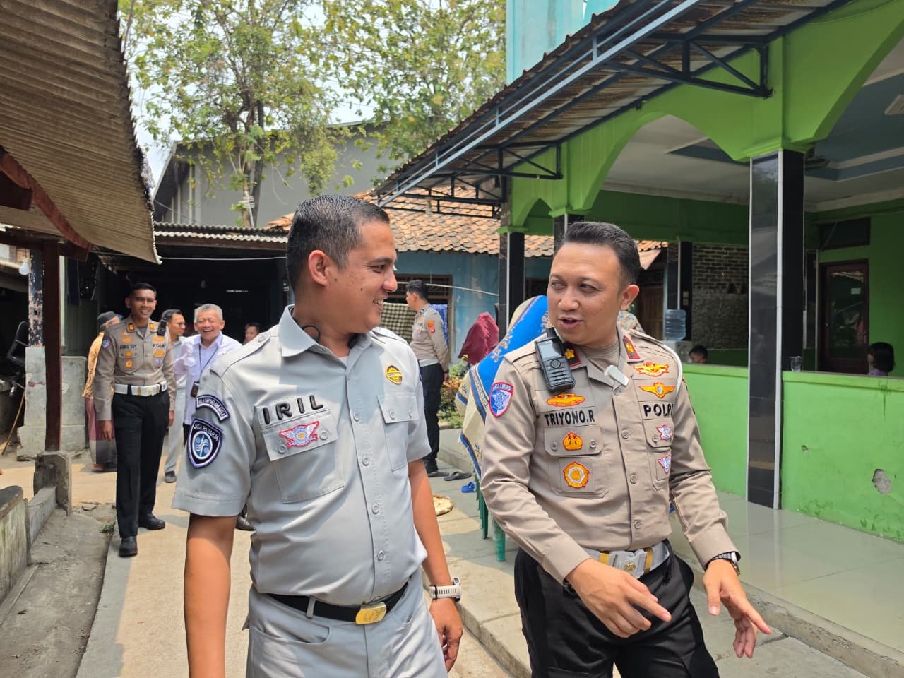 Jasa Raharja Serahkan Santunan kepada Tiga Ahli Waris Korban Laka Lantas Meninggal Dunia di Purwasari, Karawang