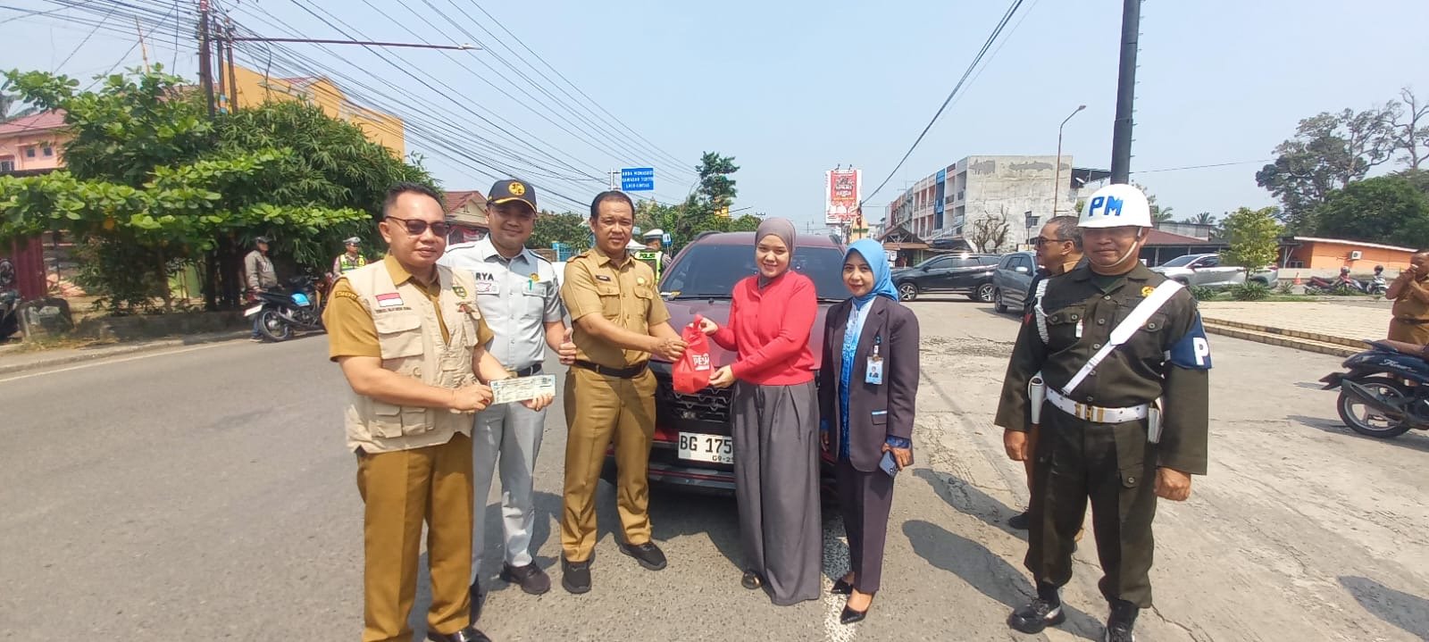 Jasa Raharja Lahat Dan Tim Samsat Lahat Dekatkan Layanan Kesamsatan Pada Siguntang Menyapa di City Mall